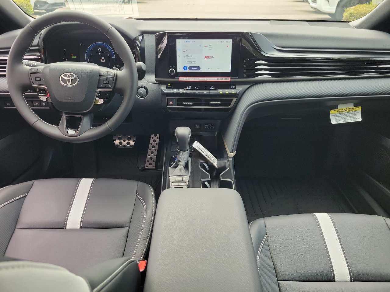 Used 2026 Toyota Camry SE w/ Convenience Package FWD image 13
