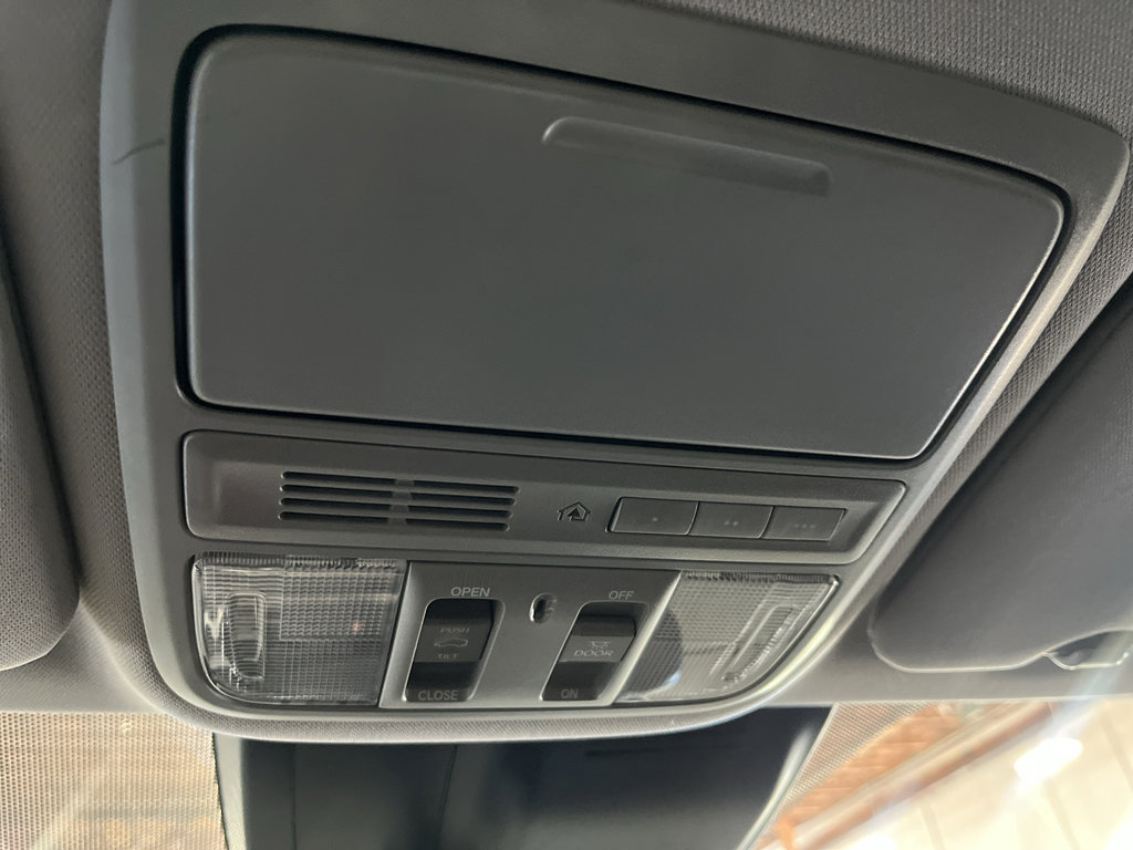Used 2019 Honda CR-V Touring image 22