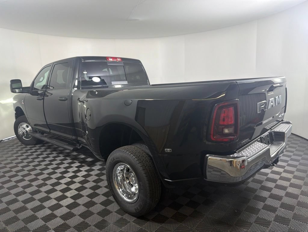 New 2026 RAM 3500 Tradesman AWD/4WD image 10