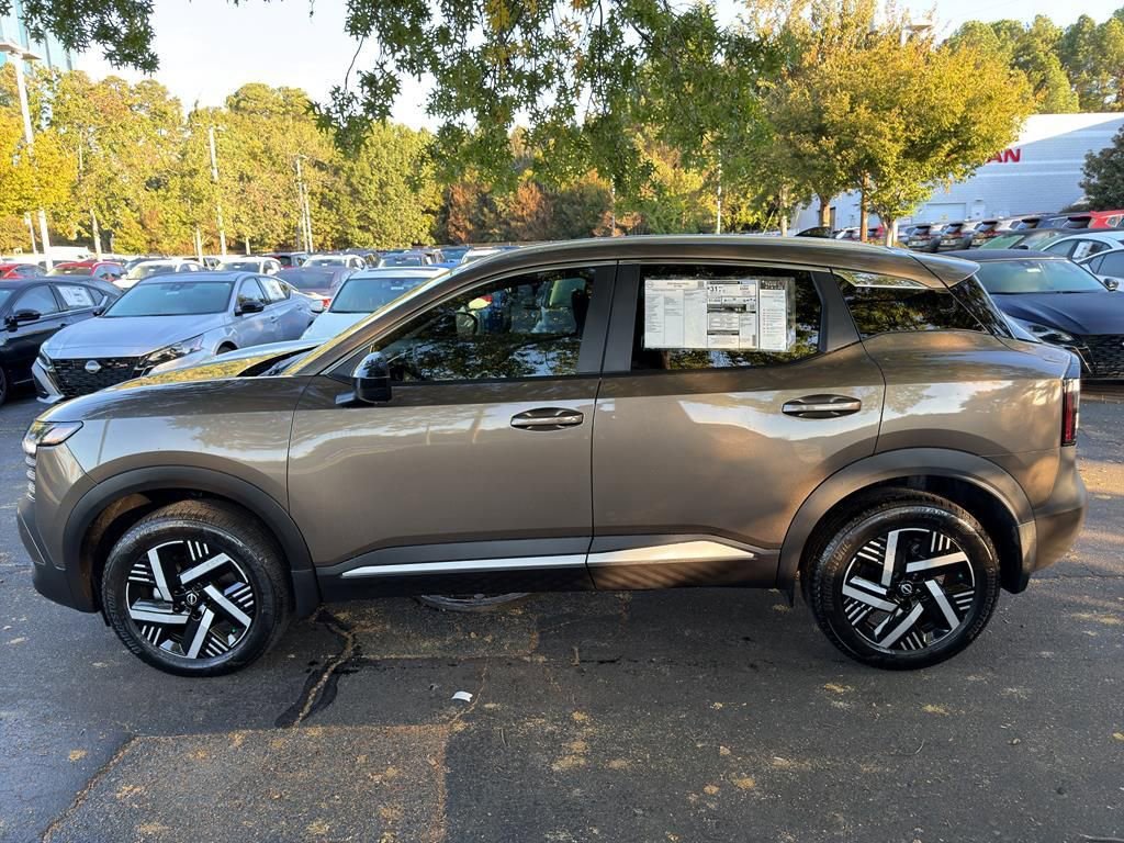 New 2026 Nissan Kicks SV image 4