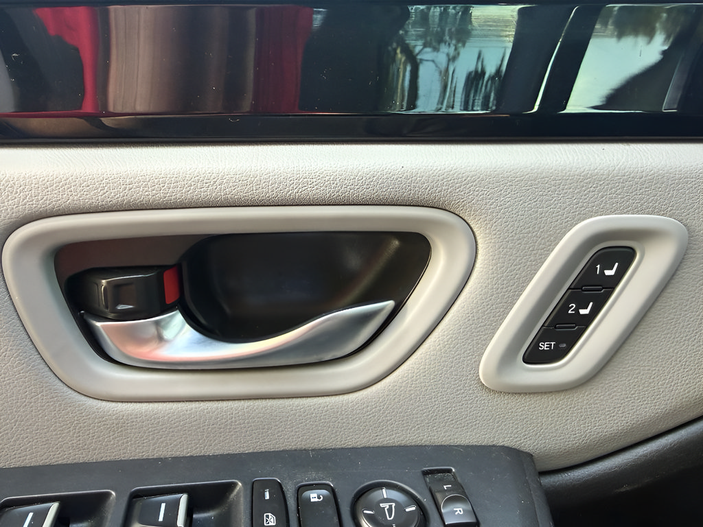 Certified 2025 Honda Pilot EX-L image 23