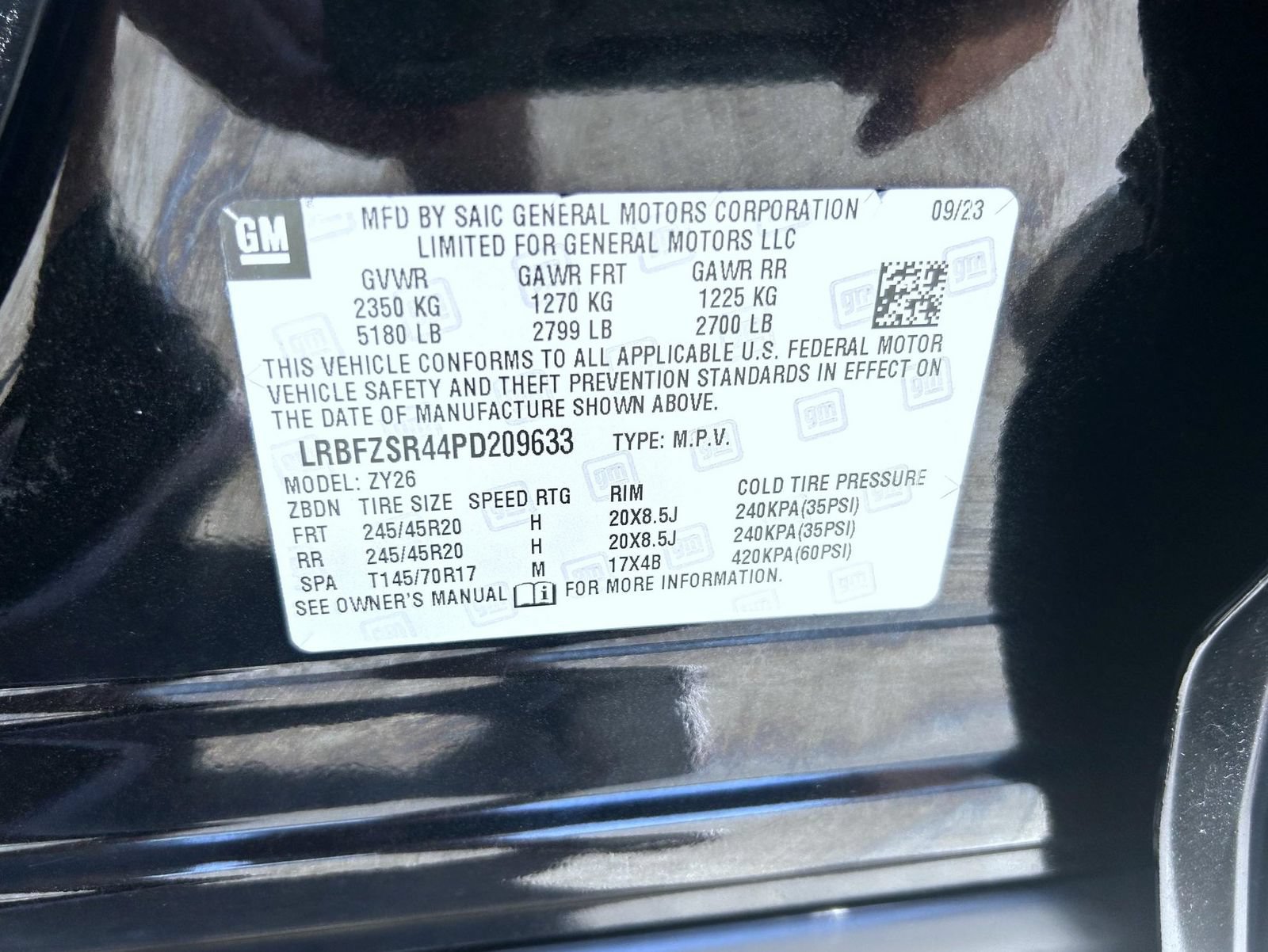 Certified 2023 Buick Envision Avenir AWD/4WD image 25