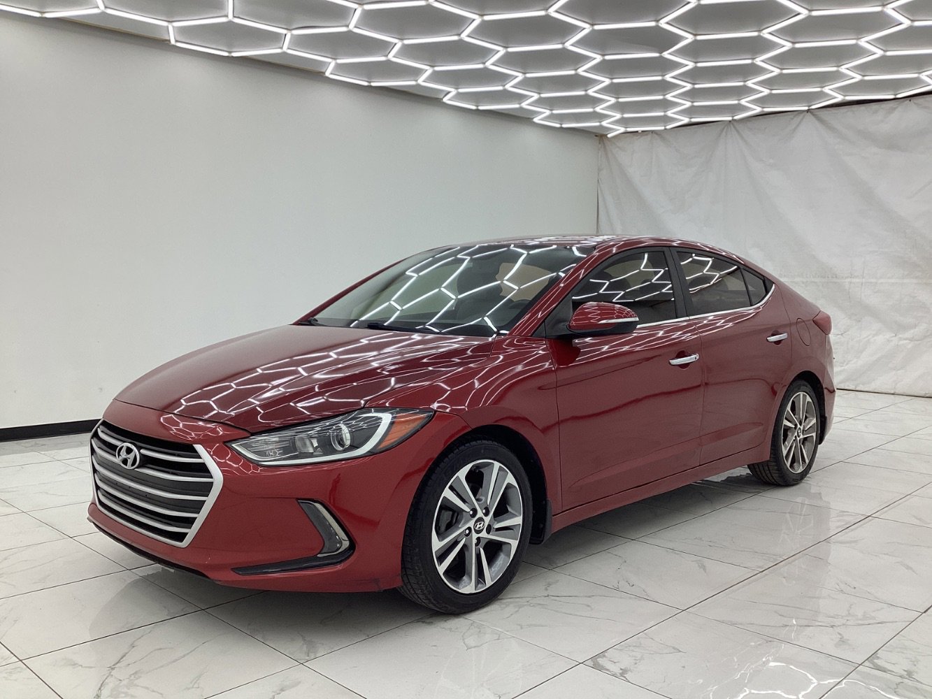 Used 2017 Hyundai Elantra Limited image 6