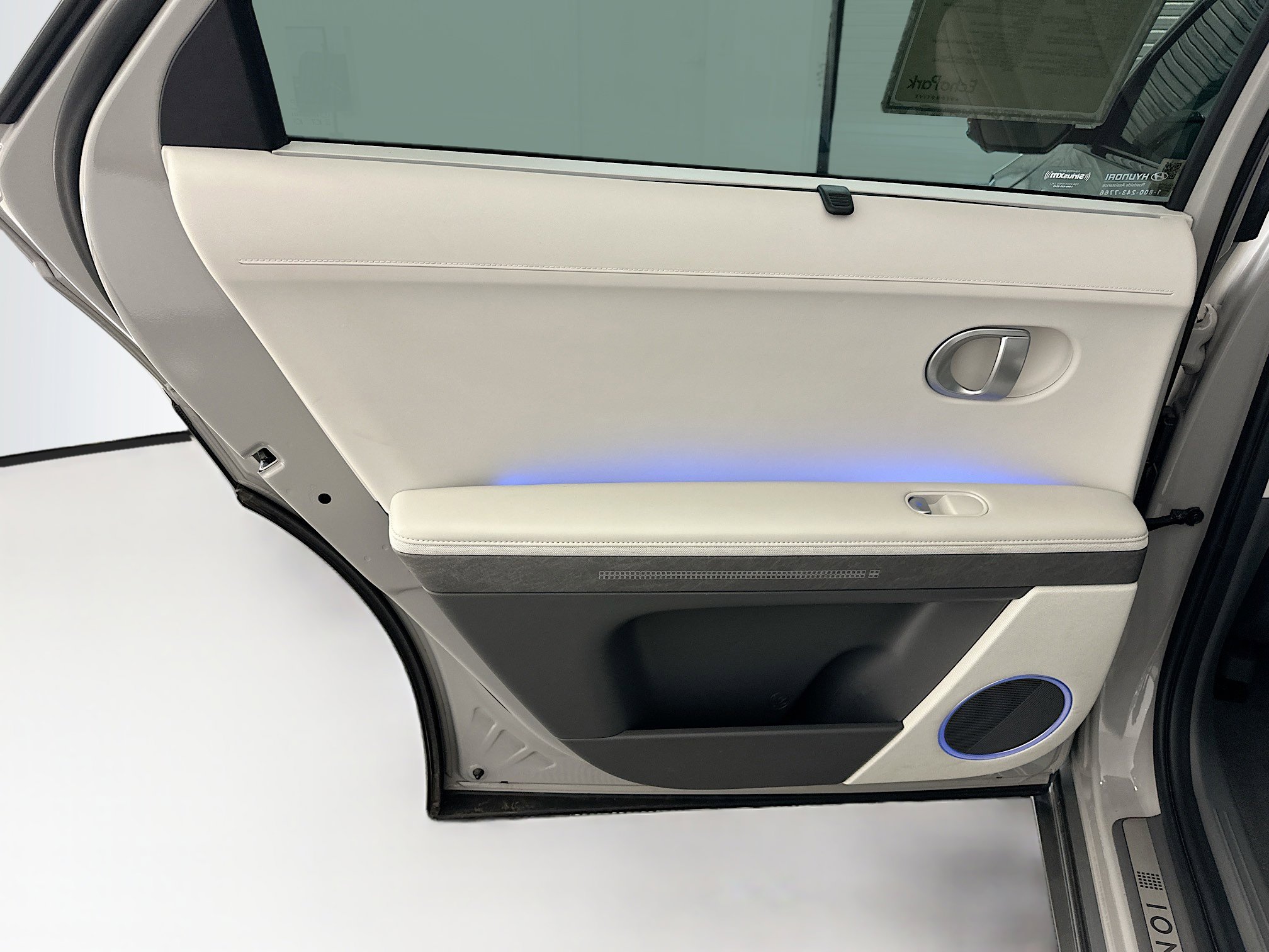 Used 2024 Hyundai Ioniq 5 Limited image 28