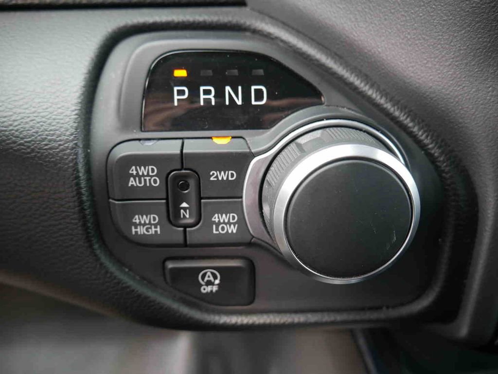 Used 2025 RAM 1500 Big Horn image 33