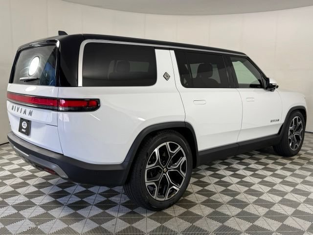 Used 2026 Rivian R1S Adventure AWD/4WD image 7