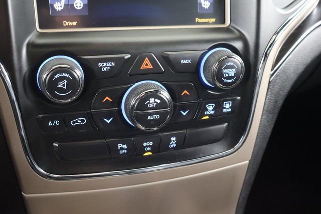 Used 2014 Jeep Grand Cherokee Limited w/ Trailer Tow Group IV image 22