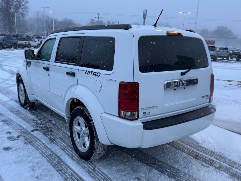 Used 2011 Dodge Nitro SXT image 6