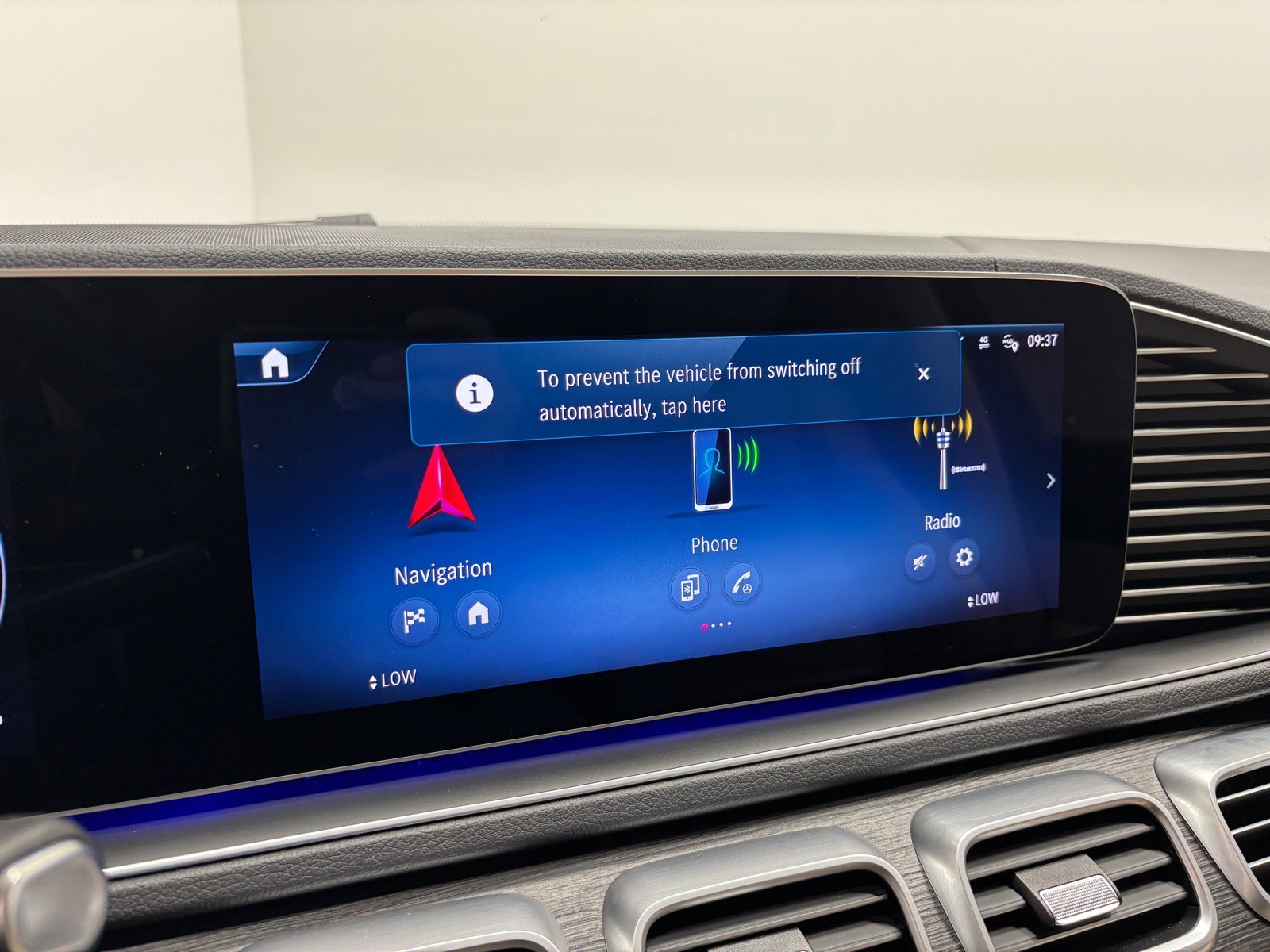 Used 2024 Mercedes-Benz GLS 450 4MATIC image 16