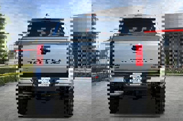 Used 2025 Toyota Tacoma TRD Off-Road image 5