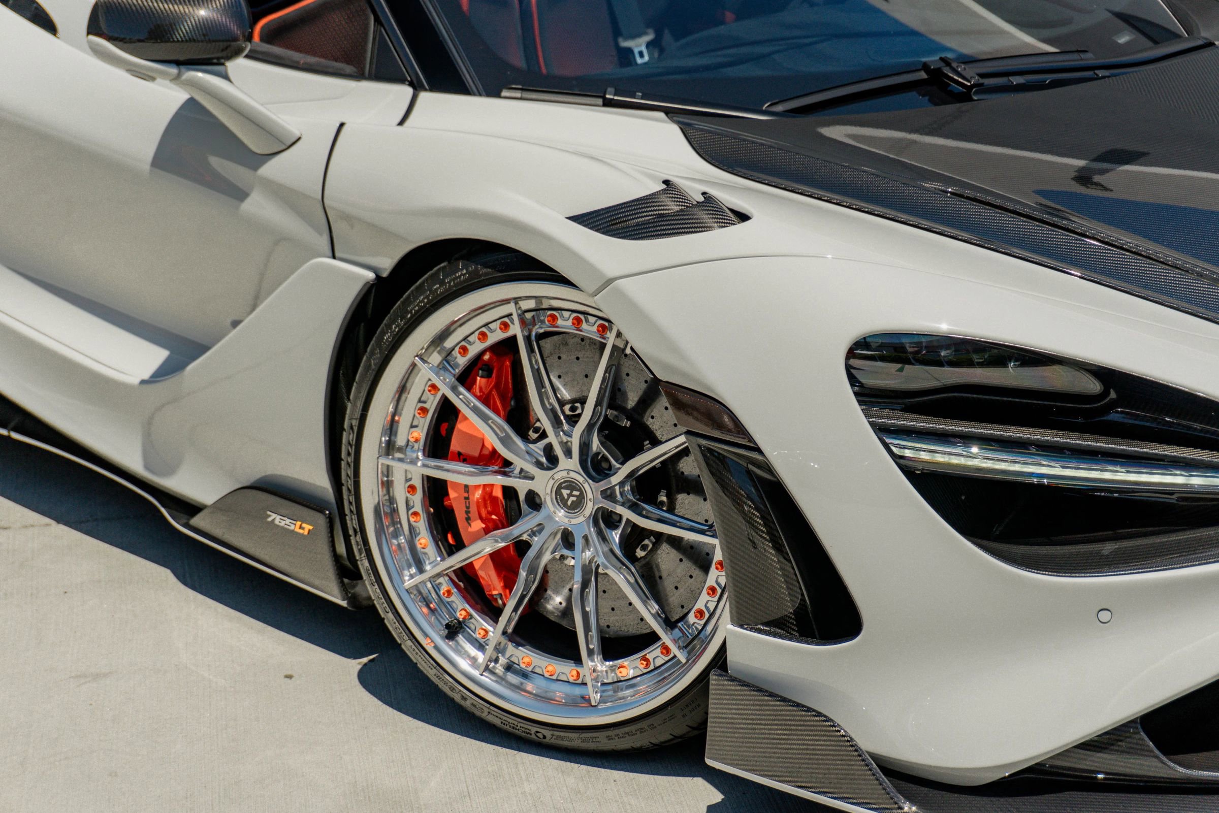 Used 2022 McLaren 765LT RWD image 39