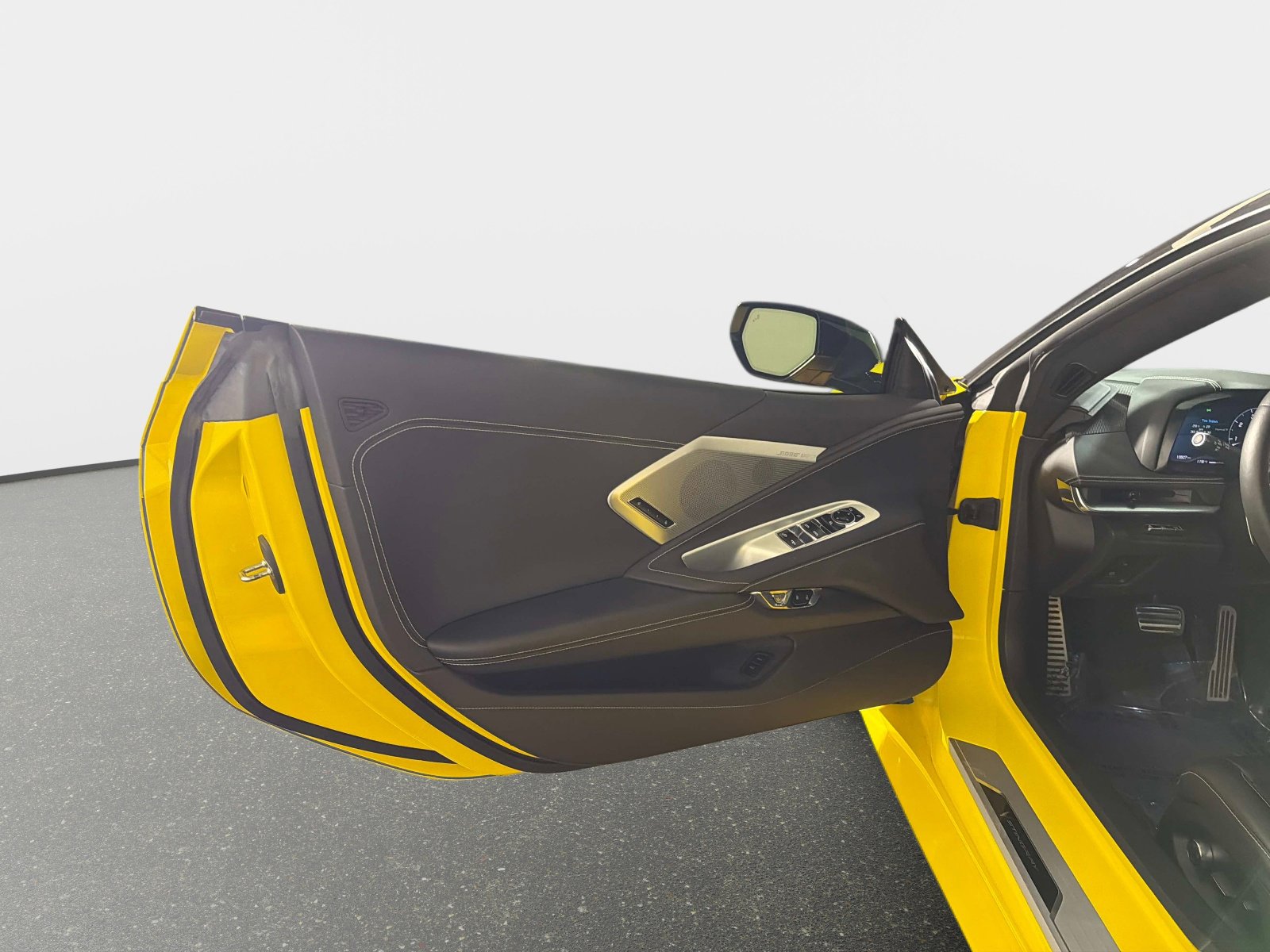 Used 2022 Chevrolet Corvette Stingray Preferred Conv w/ Battery Protection Package RWD image 27