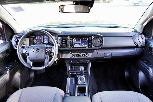 Used 2021 Toyota Tacoma SR w/ SR Convenience Package RWD image 28