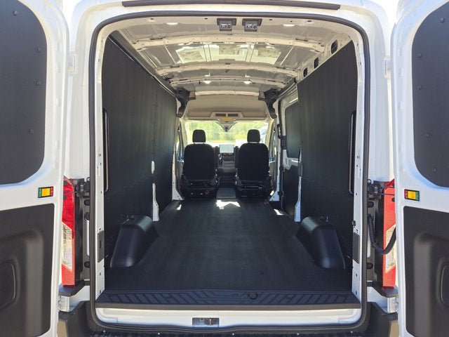 New 2027 Ford Transit 250 148 Medium Roof w/ Load Area Protection Package RWD image 15