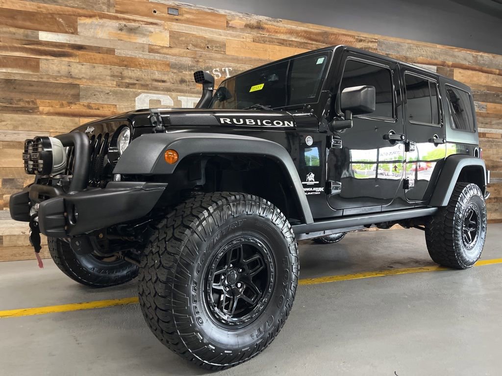 Used 2018 Jeep Wrangler Unlimited Rubicon w/ Cold Weather Group AWD/4WD image 16