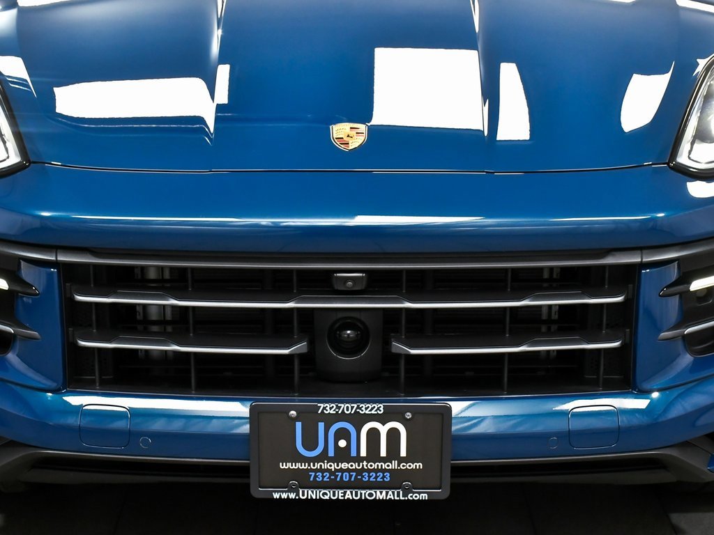 Used 2024 Porsche Cayenne S image 87