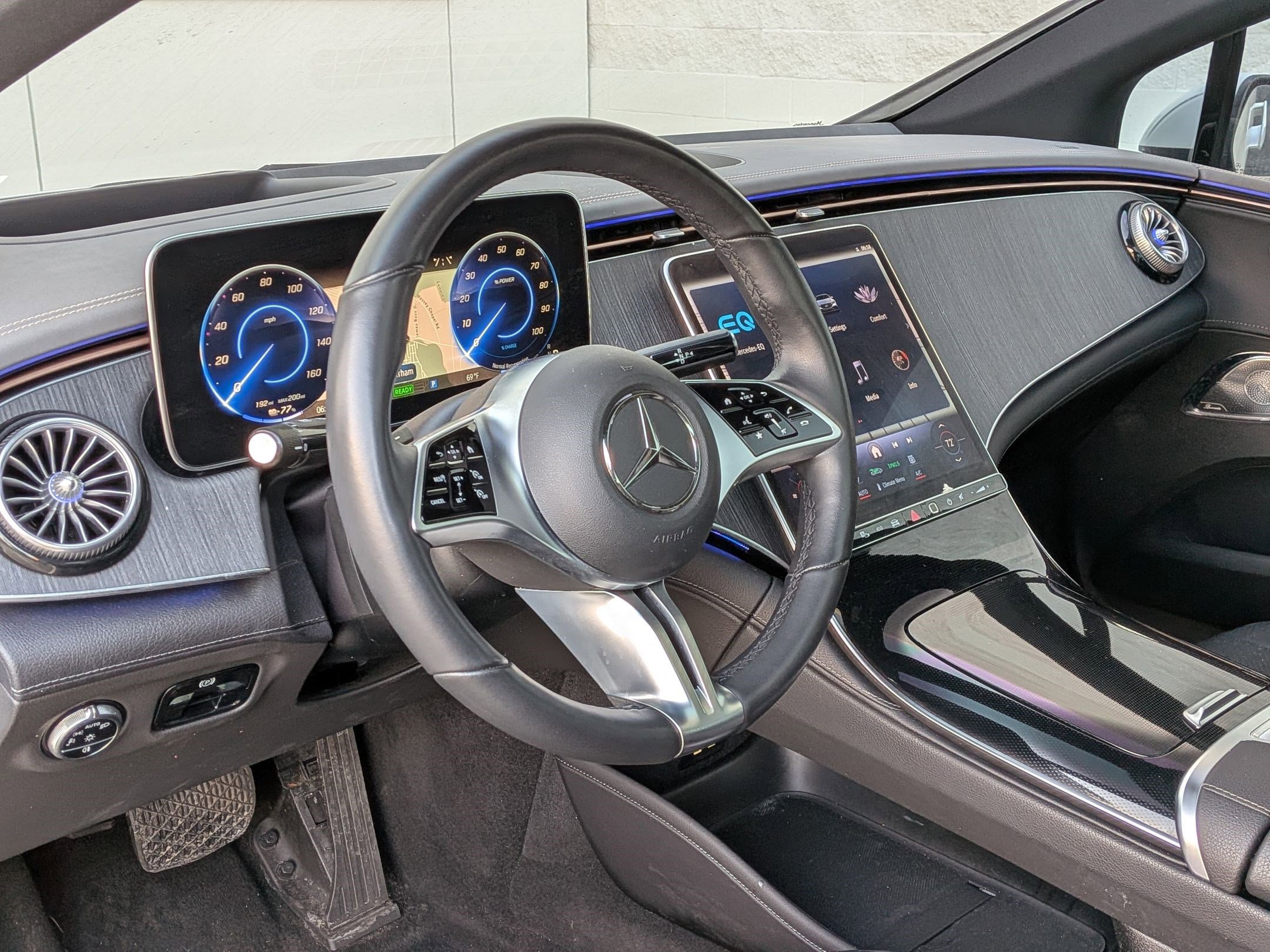 Used 2023 Mercedes-Benz EQE 500 4MATIC Sedan w/ AMG Line Exterior Package image 12