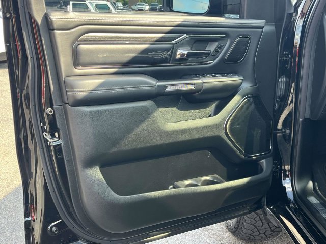 Used 2022 RAM 1500 Limited AWD/4WD image 15