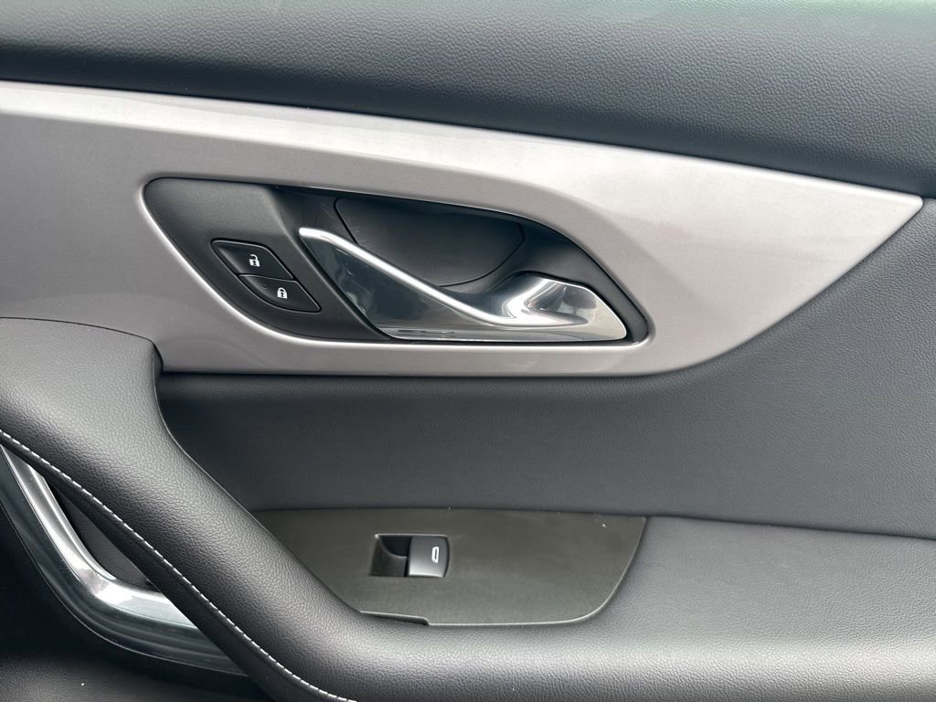 Used 2024 Chevrolet Blazer LT w/ Sound & Technology Package image 44