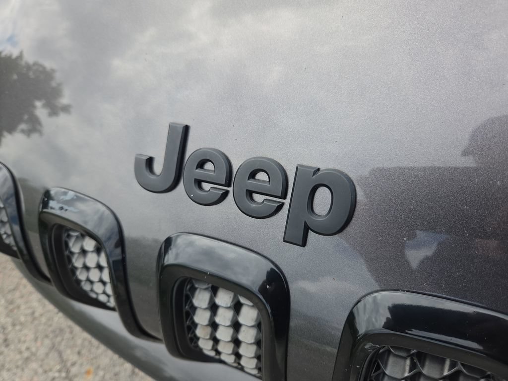 Used 2014 Jeep Cherokee Latitude w/ Comfort/Convenience Group AWD/4WD image 19