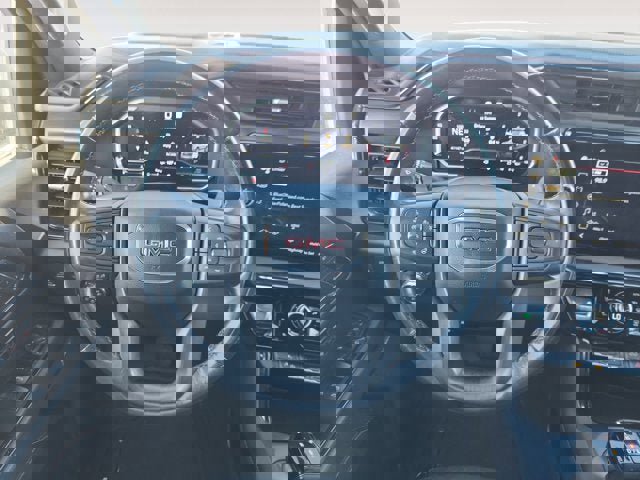 Used 2022 GMC Sierra 1500 AT4 w/ AT4 Preferred Package image 12