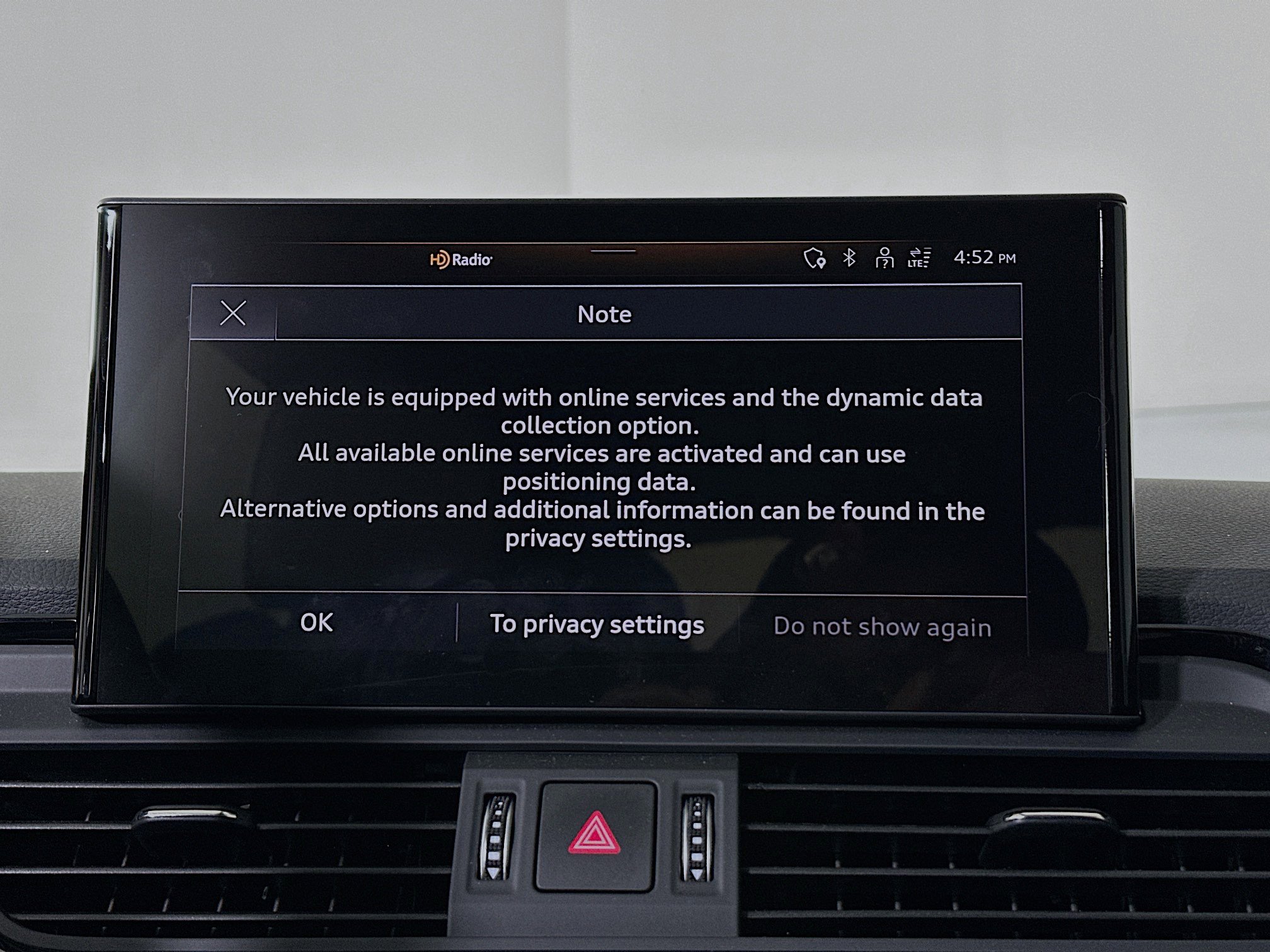 Used 2024 Audi Q5 e Premium Plus w/ Premium Plus Package image 24