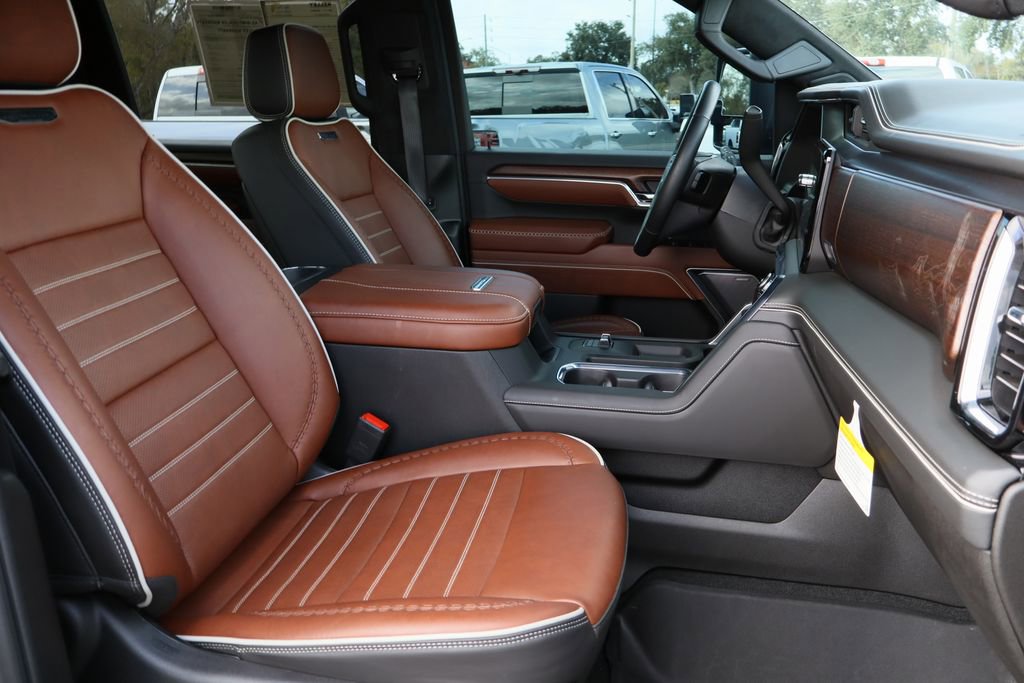 Certified 2025 GMC Sierra 2500 Denali Ultimate image 32