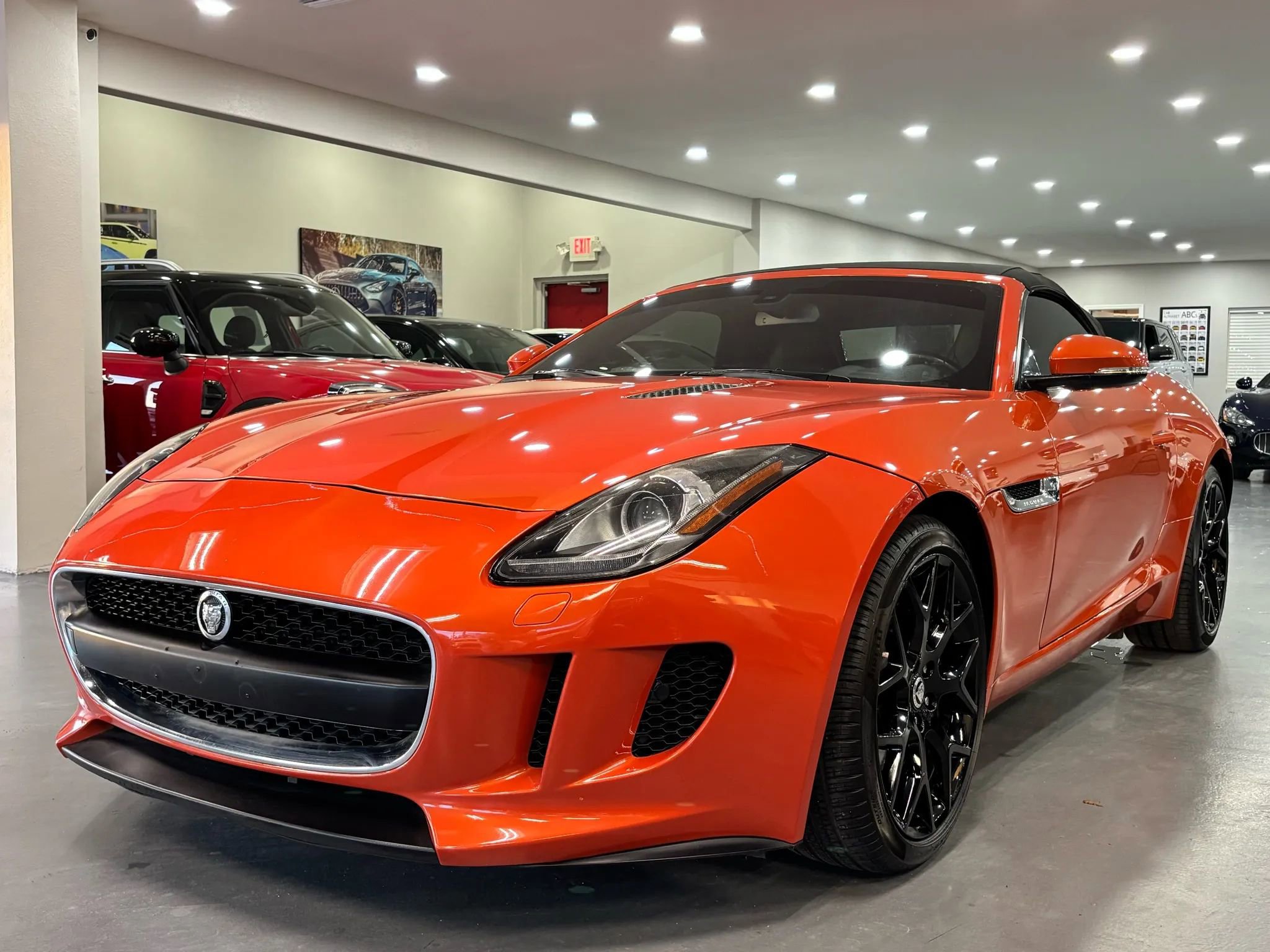 Used 2014 Jaguar F-TYPE Convertible image 3