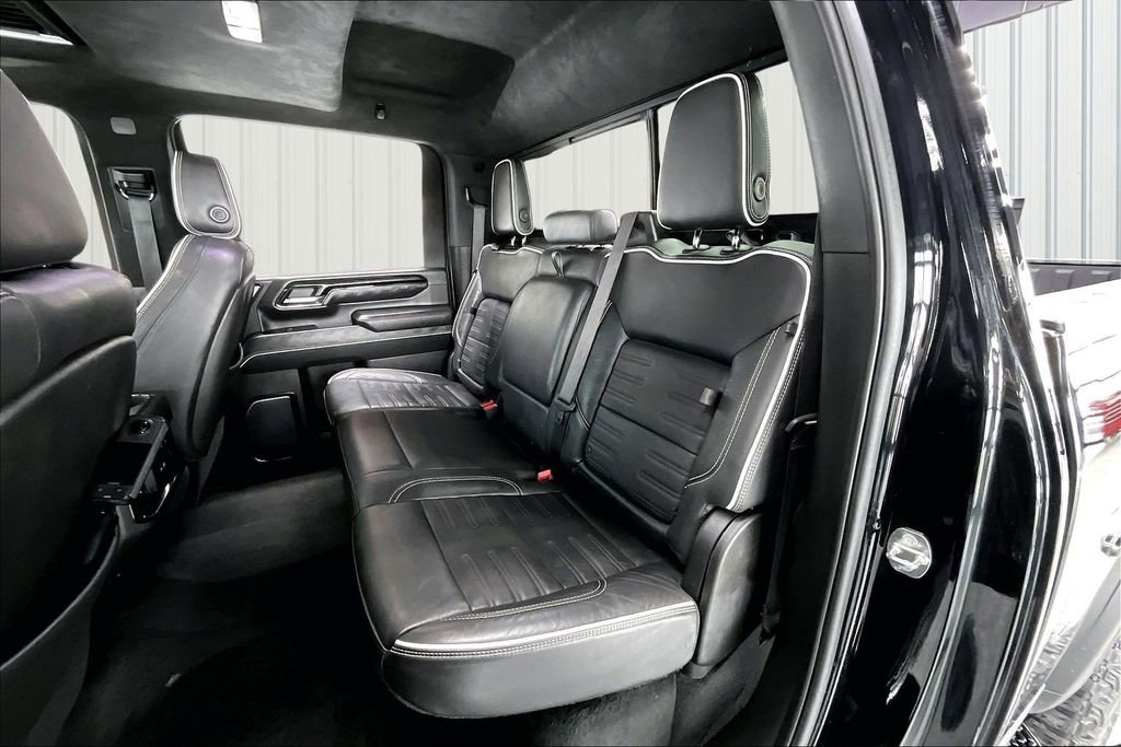Used 2024 GMC Sierra 2500 AT4X image 23