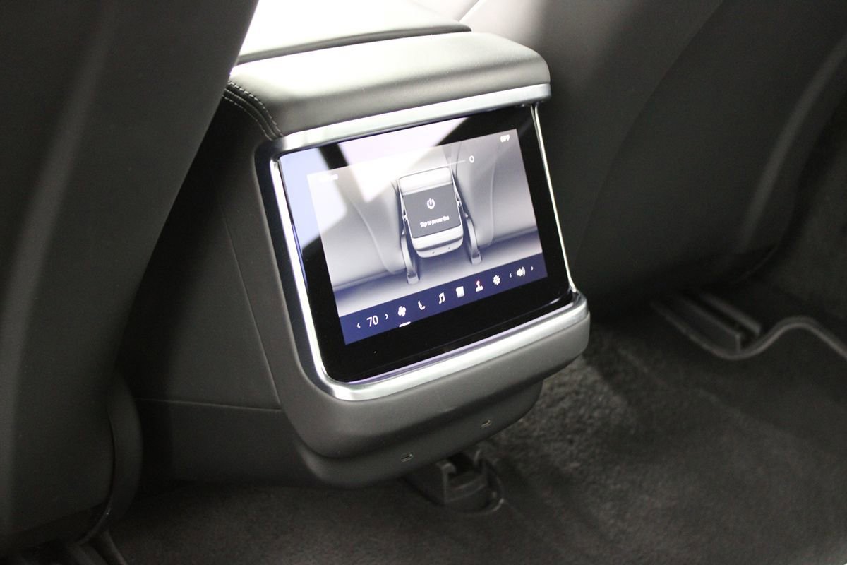 Used 2022 Tesla Model S AWD/4WD image 27
