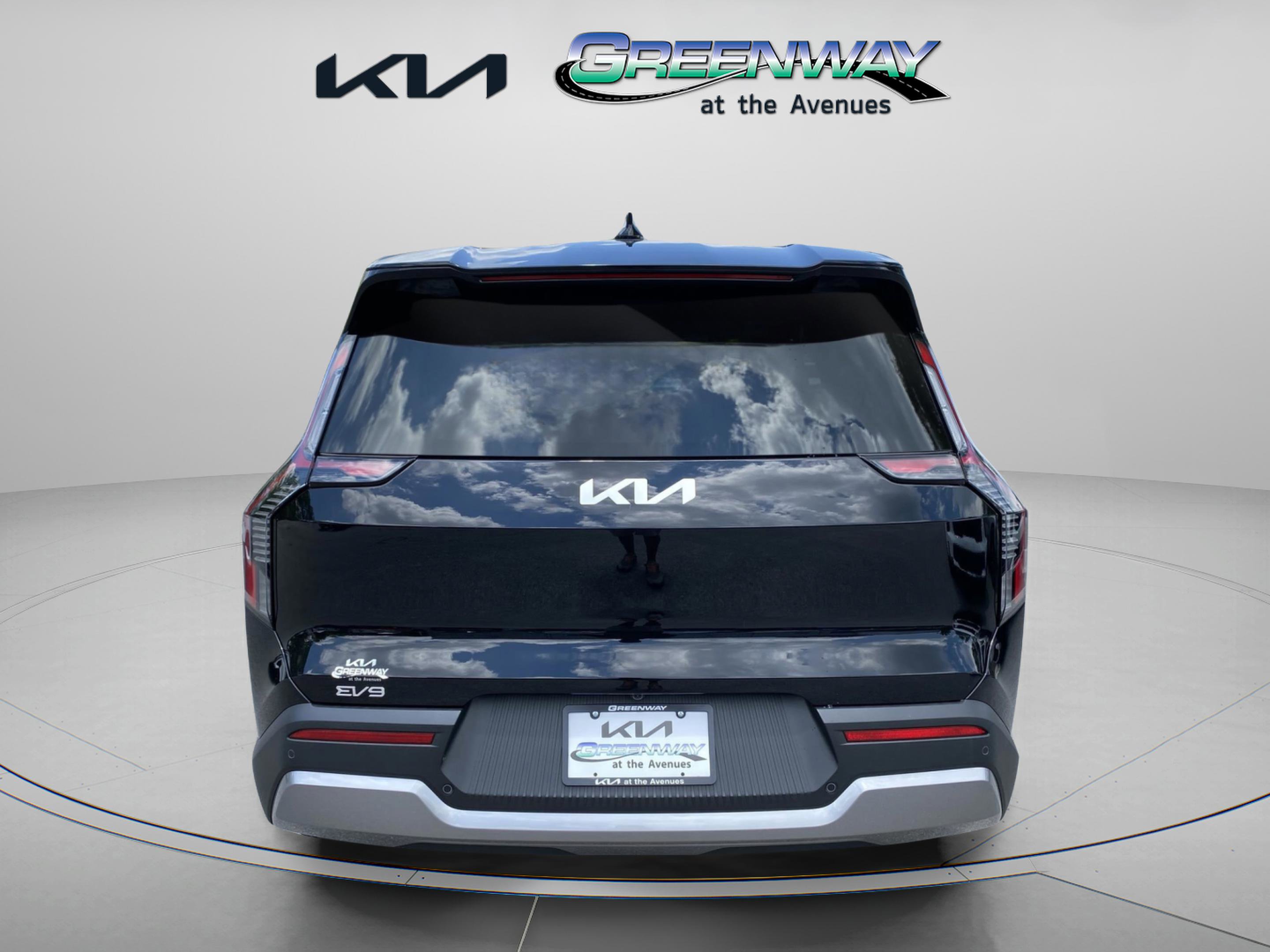 New 2026 Kia EV9 Light RWD image 3