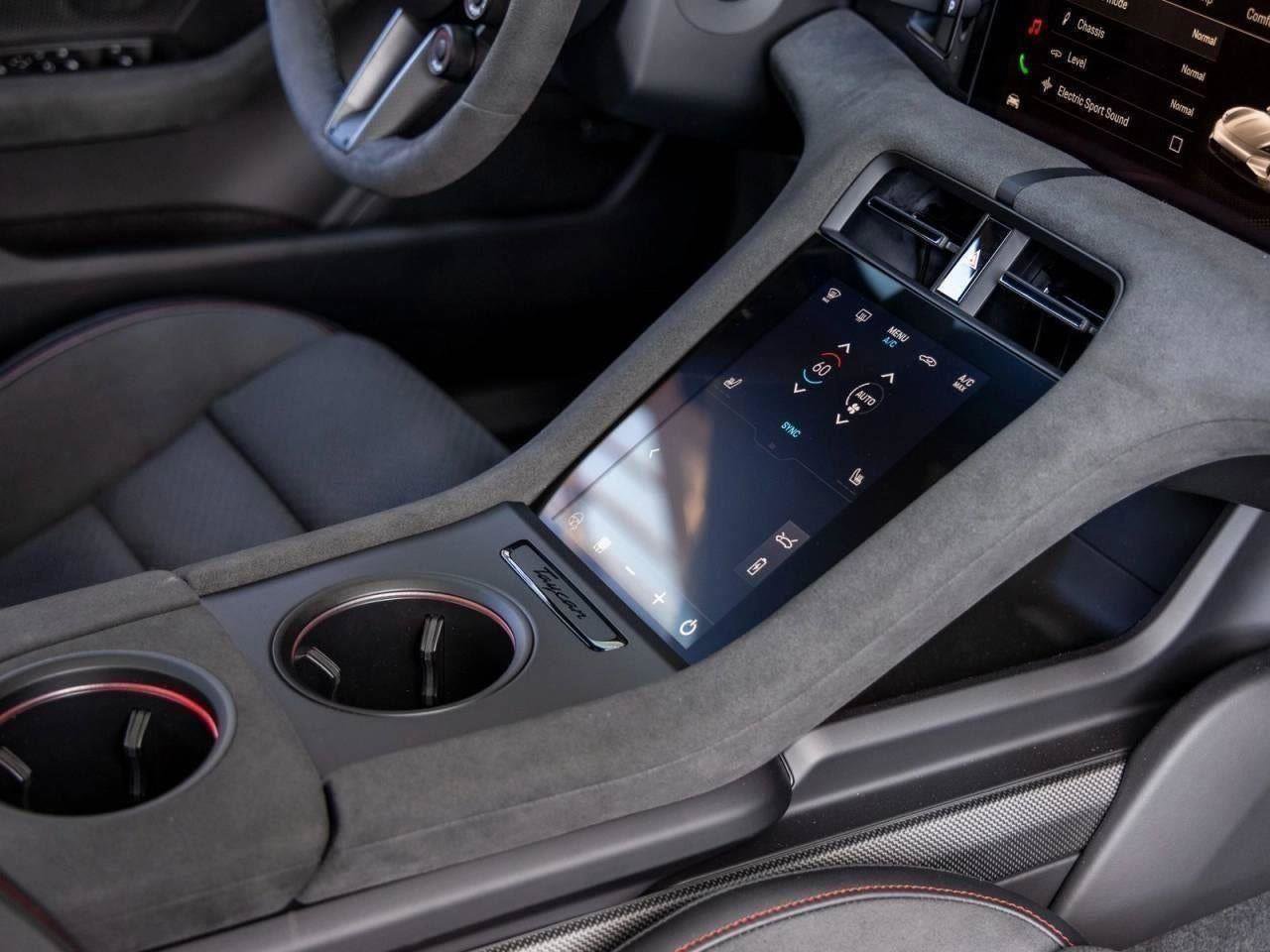 New 2025 Porsche Taycan GTS image 93