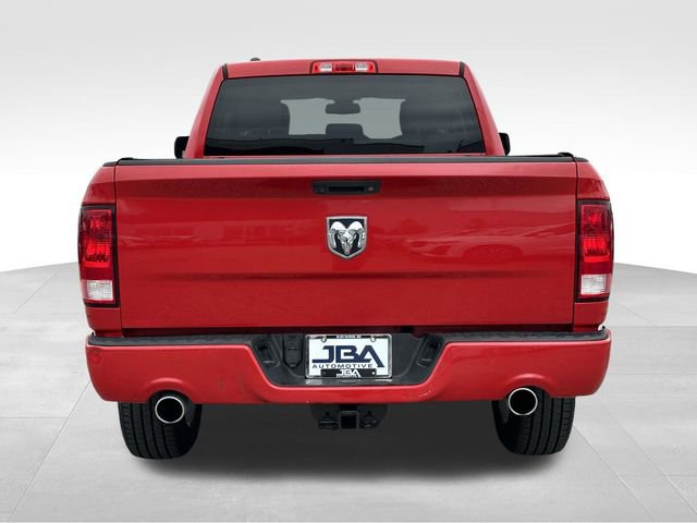 Used 2016 RAM 1500 Express RWD image 24