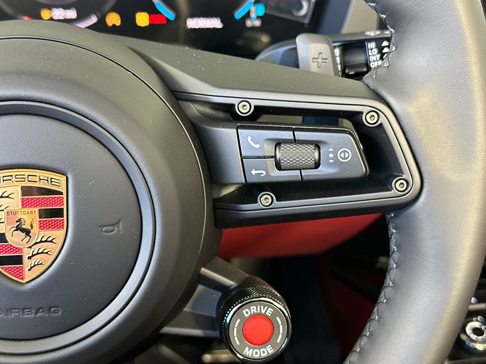 New 2026 Porsche 911 Carrera RWD image 25