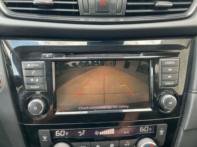Used 2020 Nissan Rogue SV FWD image 3