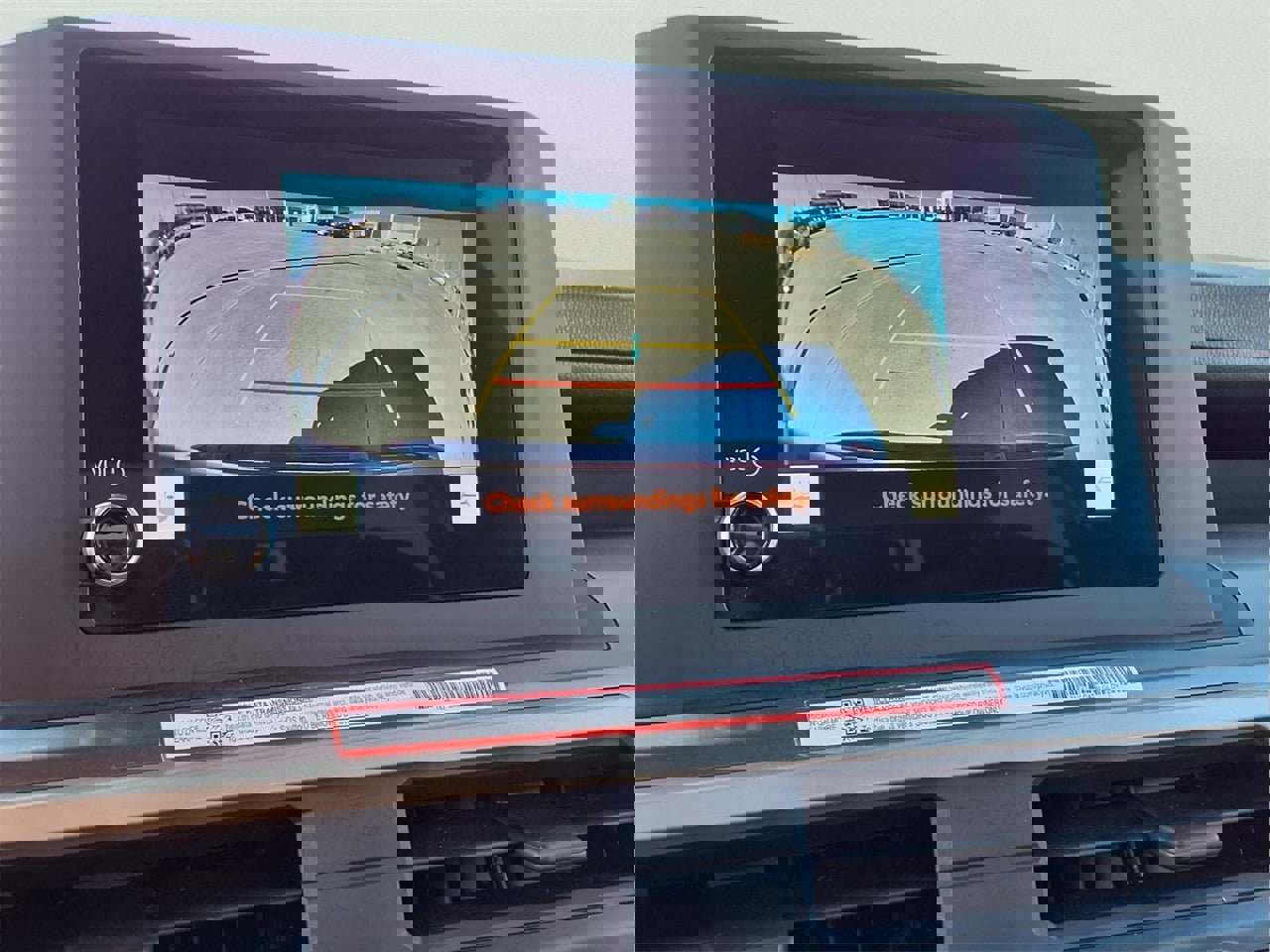 Used 2025 Toyota Tacoma TRD Off-Road image 18