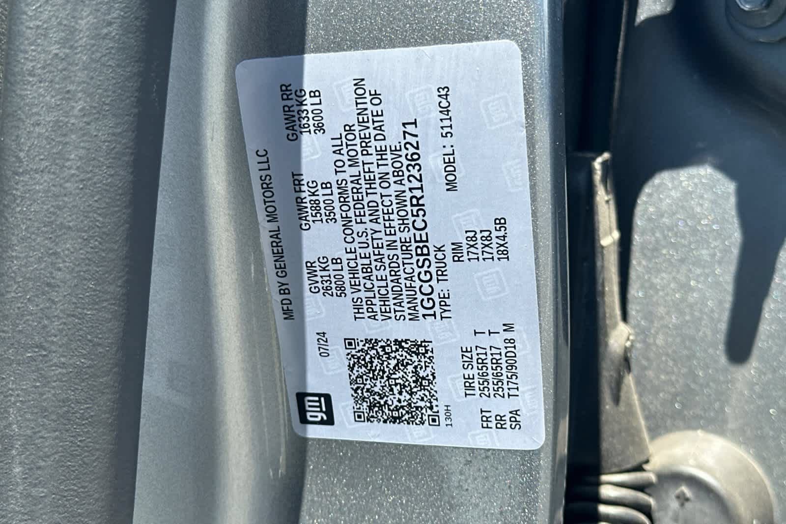 Used 2024 Chevrolet Colorado W/T RWD image 27