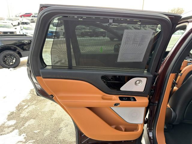 Used 2023 Lincoln Aviator Black Label Grand Touring image 22