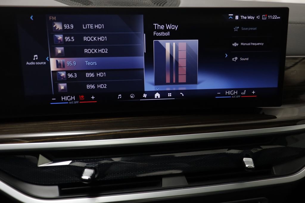 Certified 2024 BMW X7 xDrive40i w/ Executive Package image 9