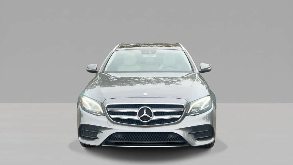 Certified 2017 Mercedes-Benz E 400 4MATIC Wagon image 3