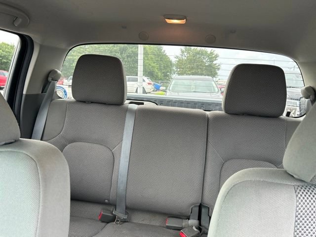 Used 2013 Nissan Frontier SV w/ SV Value Truck Pkg RWD image 24