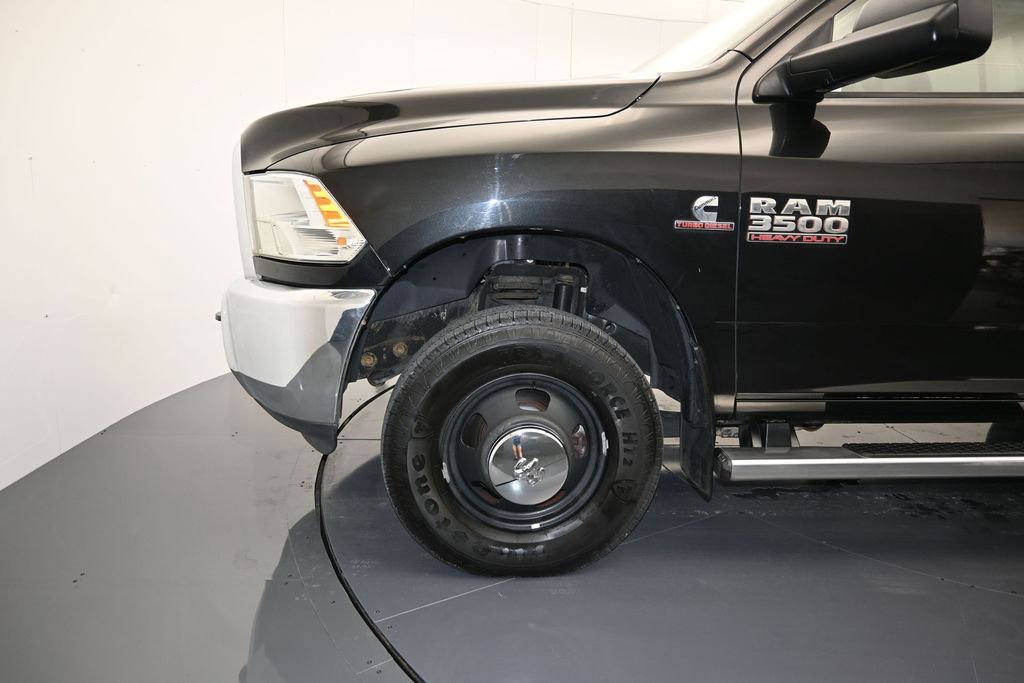 Used 2017 RAM 3500 Tradesman w/ Chrome Appearance Group AWD/4WD image 9