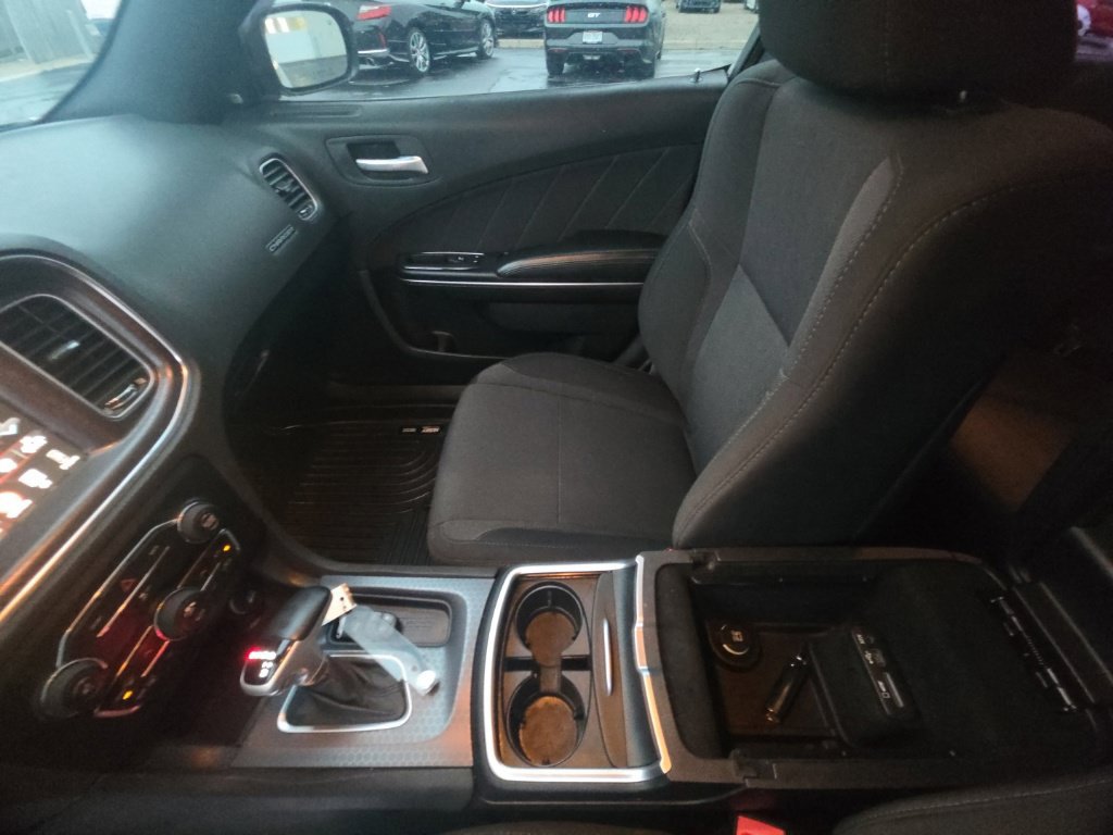 Used 2016 Dodge Charger R/T RWD image 25