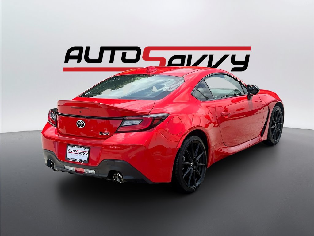 Used 2025 Toyota GR86 Premium w/ ALL Weather Mat Package (TMS) RWD image 7