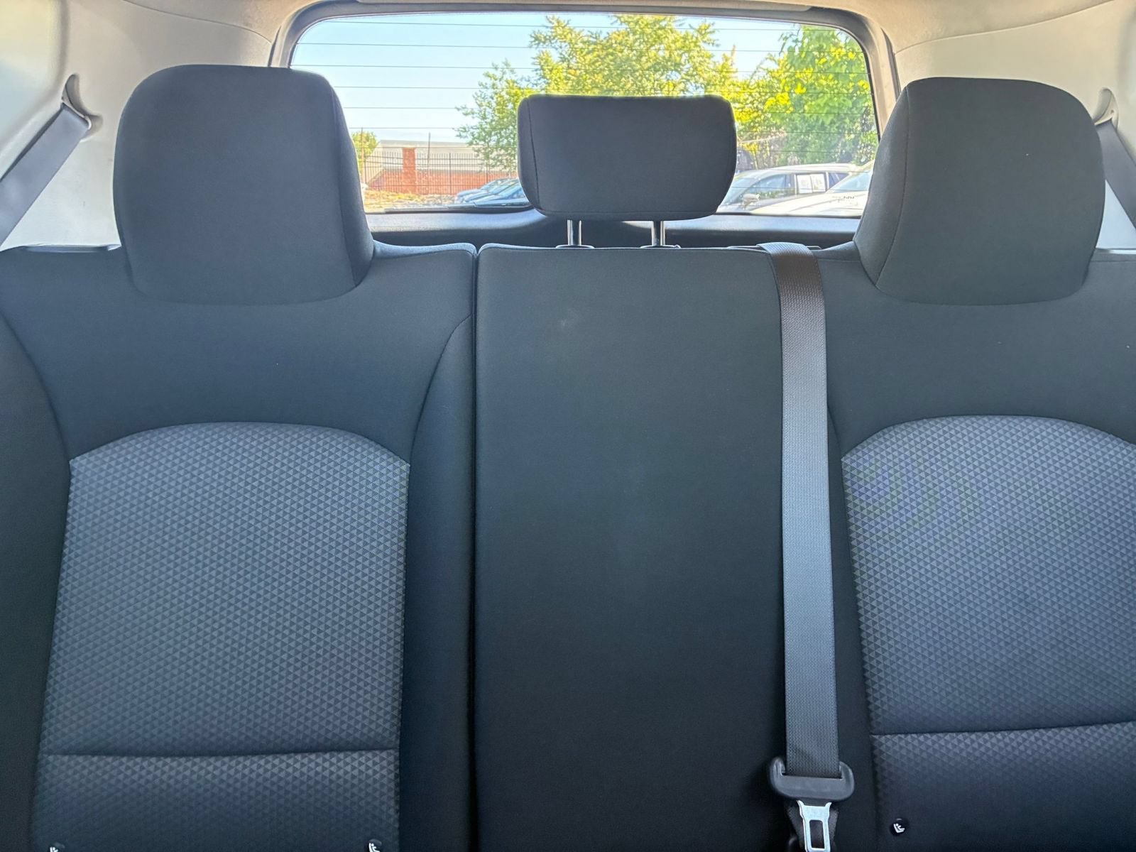 Used 2025 Kia Soul LX w/ LX Technology Package FWD image 33