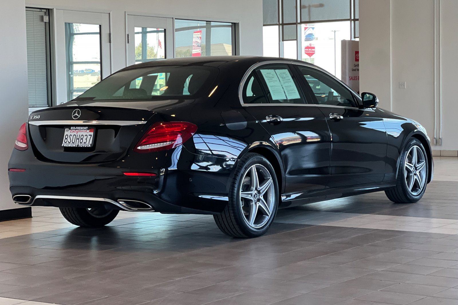 Used 2020 Mercedes-Benz E 350 Sedan image 4