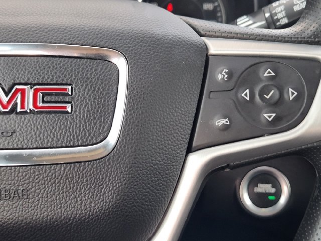 Used 2024 GMC Terrain SLE w/ Elevation Edition FWD image 29