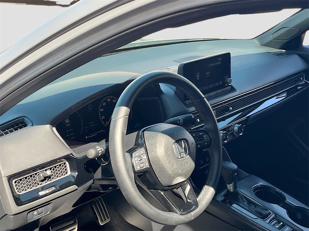 Used 2025 Honda Civic Sport image 9