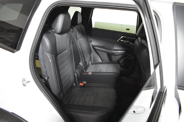 New 2026 Nissan Rogue SL AWD/4WD image 33