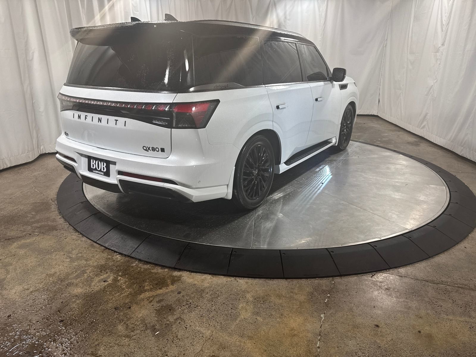 Used 2025 INFINITI QX80 Autograph w/ Premium Cargo Package image 8